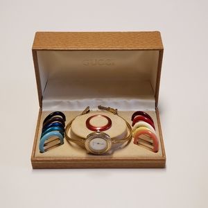 Vintage Gucci 11/12 Gold Bangle Watch Interchangeable Bezels